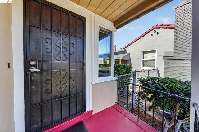 2327 Maywood Ave, Oakland, CA 94605