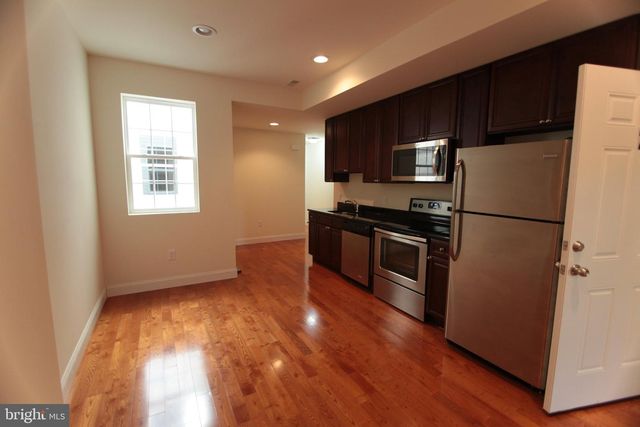 1741 W DIAMOND ST, Philadelphia, PA 19121