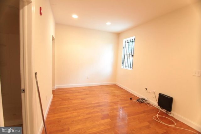 1741 W DIAMOND ST, Philadelphia, PA 19121