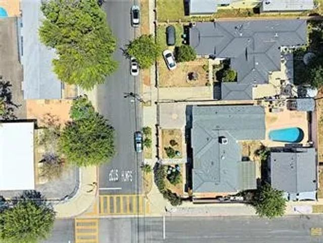 6902 Oso Avenue, Winnetka, CA 91306