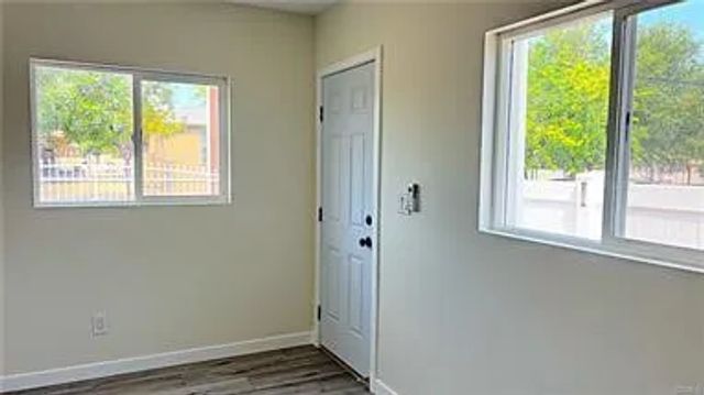 6902 Oso Avenue, Winnetka, CA 91306