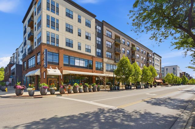 2569 Chester Road, Upper Arlington, OH 43221