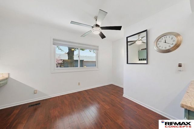 1901 Greenbriar Lane, Lincoln, NE 68506