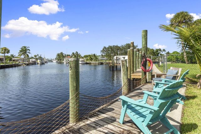 1769 SW Dyer Point Road, Palm City, FL 34990