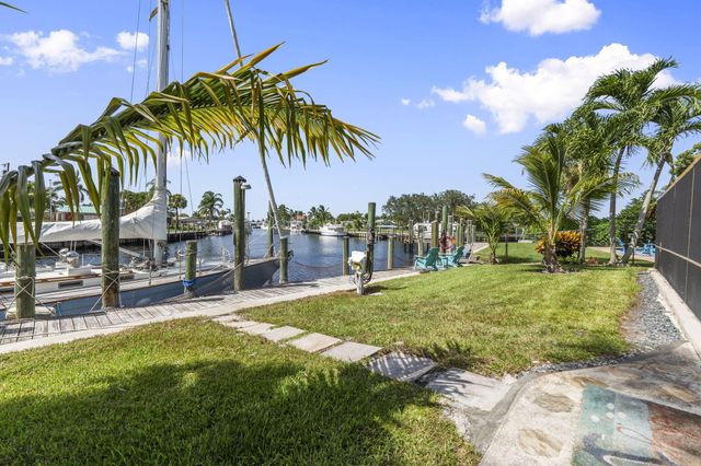 1769 SW Dyer Point Road, Palm City, FL 34990