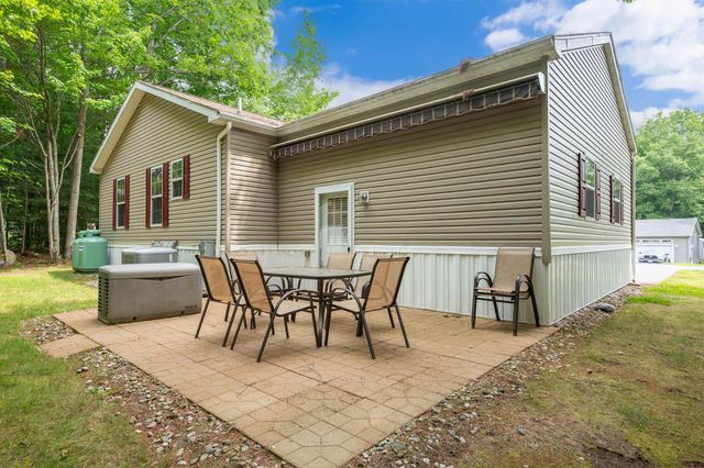 48 Blair Drive, Rochester, NH 03868
