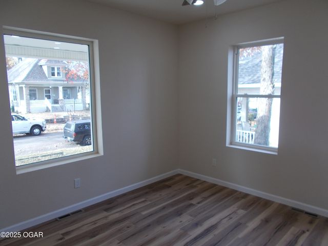 1815 S Picher Avenue, Joplin, MO 64804