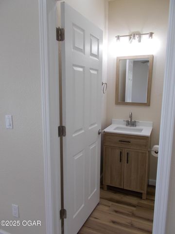 1815 S Picher Avenue, Joplin, MO 64804