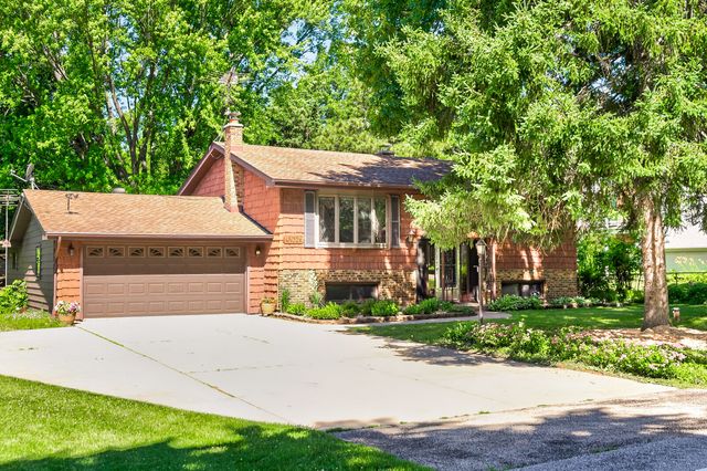 4N326 Wiant Road, West Chicago, IL 60185
