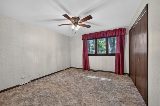 4N326 Wiant Road, West Chicago, IL 60185
