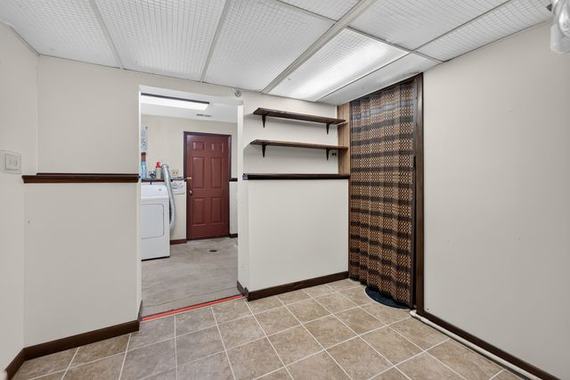 4N326 Wiant Road, West Chicago, IL 60185