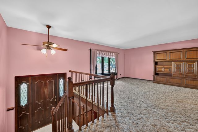 4N326 Wiant Road, West Chicago, IL 60185