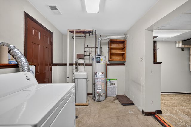4N326 Wiant Road, West Chicago, IL 60185