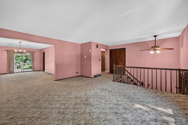 4N326 Wiant Road, West Chicago, IL 60185