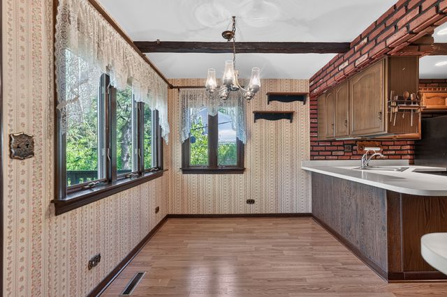 4N326 Wiant Road, West Chicago, IL 60185
