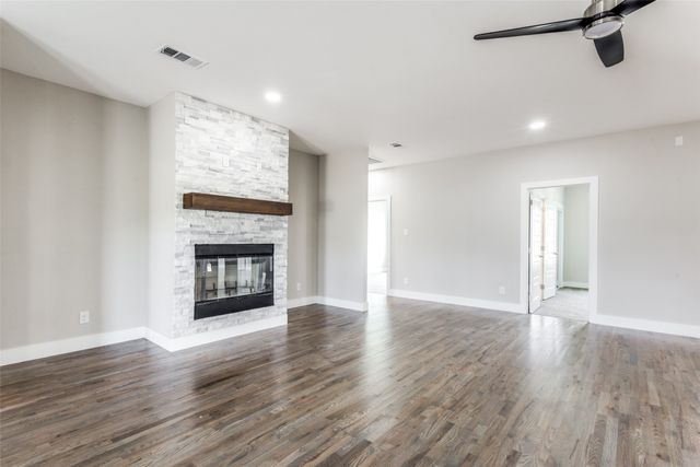 1218 Lynn Way, Waxahachie, TX 75165