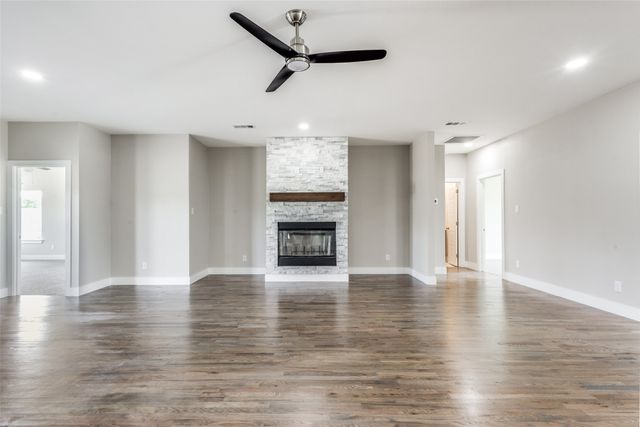 1218 Lynn Way, Waxahachie, TX 75165