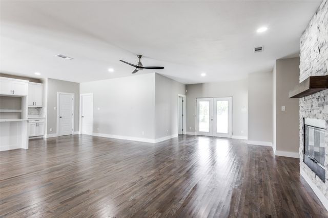 1218 Lynn Way, Waxahachie, TX 75165