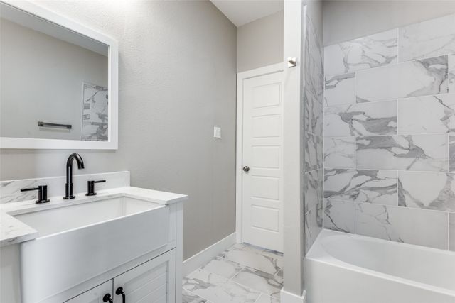 1218 Lynn Way, Waxahachie, TX 75165