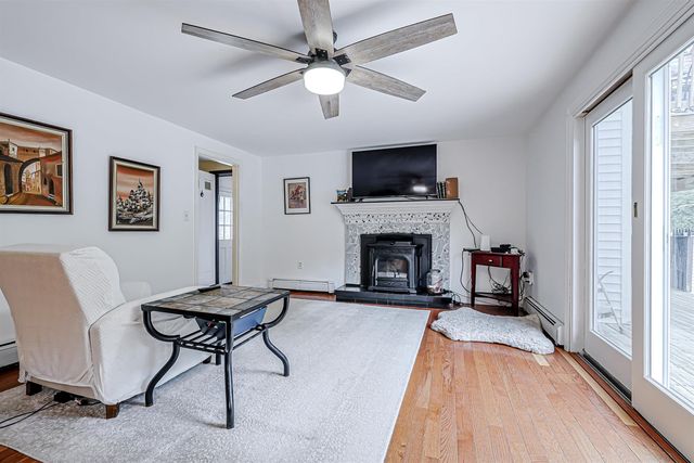 46 Airport Road, Newington, NH 03801