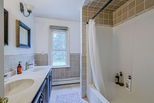 46 Airport Road, Newington, NH 03801