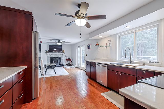 46 Airport Road, Newington, NH 03801