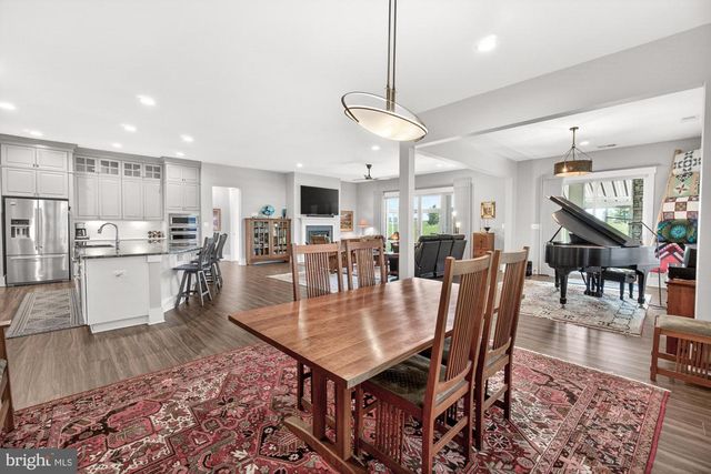 374 LIVELY STREAM WAY, Gettysburg, PA 17325