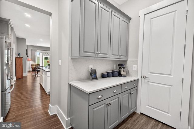 374 LIVELY STREAM WAY, Gettysburg, PA 17325