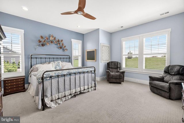 374 LIVELY STREAM WAY, Gettysburg, PA 17325