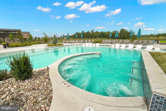 374 LIVELY STREAM WAY, Gettysburg, PA 17325
