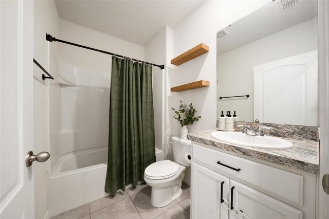 740 SQUIRES GROVE DRIVE, Winter Haven, FL 33880