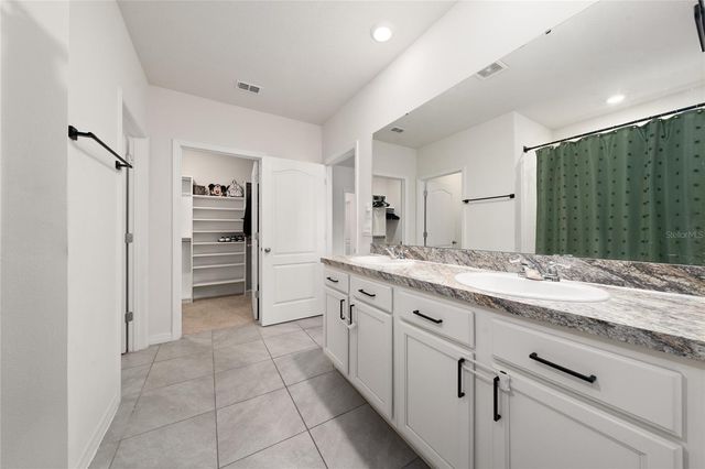 740 SQUIRES GROVE DRIVE, Winter Haven, FL 33880