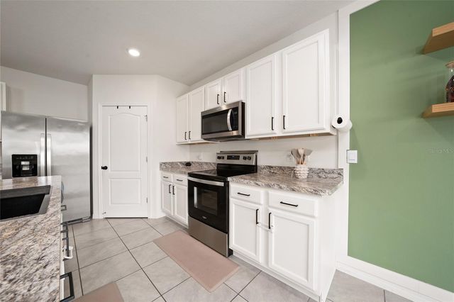 740 SQUIRES GROVE DRIVE, Winter Haven, FL 33880