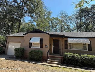 2914 Barwood Drive, Jackson, MS 39212