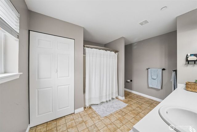 1222 Evans Court, Dupont, WA 98327