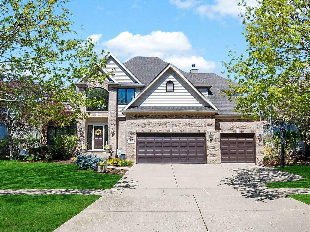 534 Terrace Lane, South Elgin, IL 60177