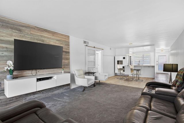 3201 Portofino Point F1, Coconut Creek, FL 33066