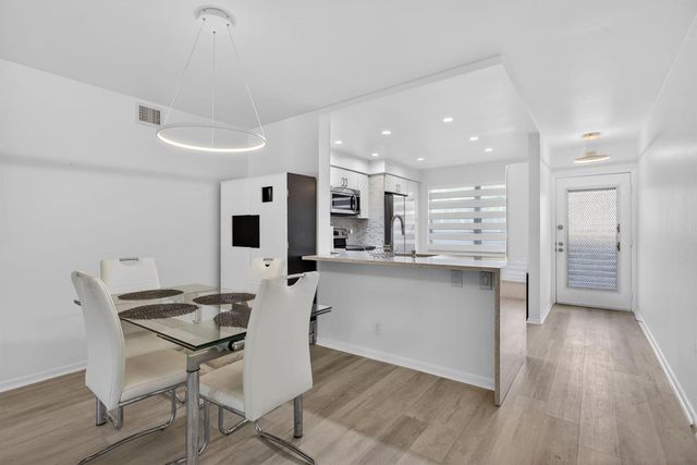 3201 Portofino Point F1, Coconut Creek, FL 33066