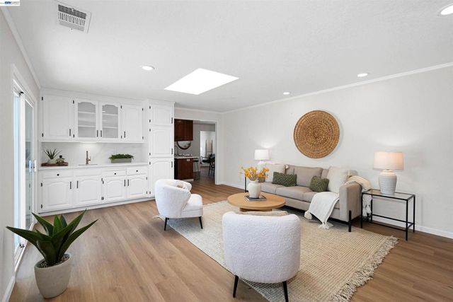 4325 Lorren Dr, Fremont, CA 94536