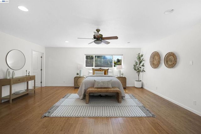 4325 Lorren Dr, Fremont, CA 94536