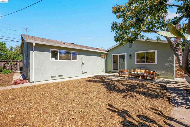 4325 Lorren Dr, Fremont, CA 94536