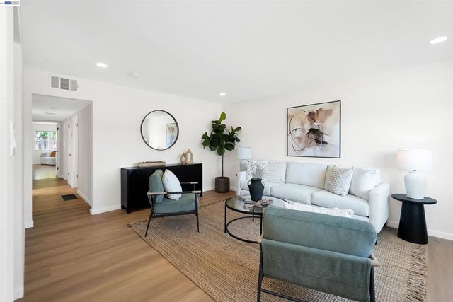 4325 Lorren Dr, Fremont, CA 94536