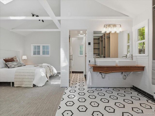 1726 W Mulberry Street, Fort Collins, CO 80521