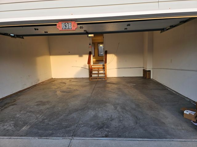 636 South Farm Rd 89, Springfield, MO 65802