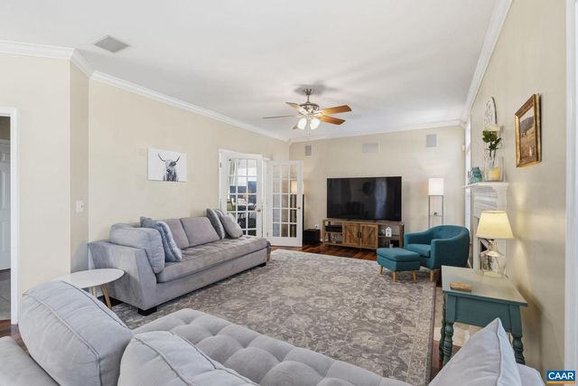 22 VILLA AVE, Zion Crossroads, VA 22942