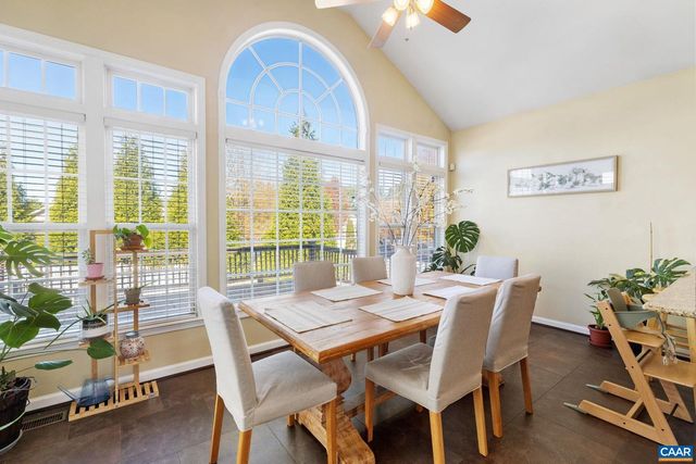 22 VILLA AVE, Zion Crossroads, VA 22942