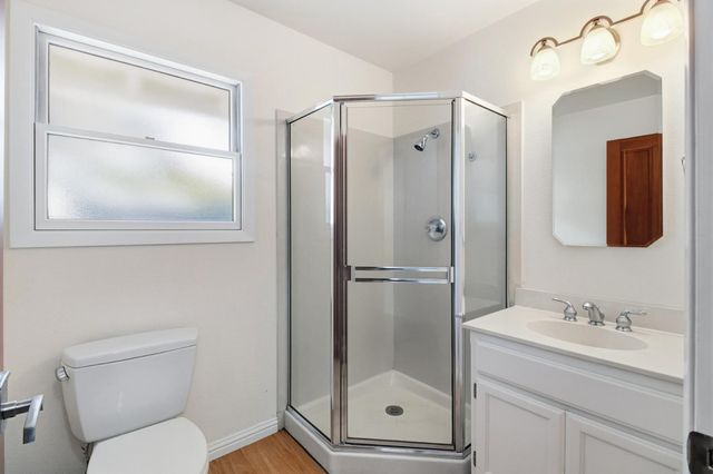 3950 American River Dr, Sacramento, CA 95864