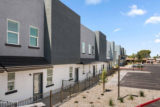 16520 N Greasewood Street 1036, Surprise, AZ 85378