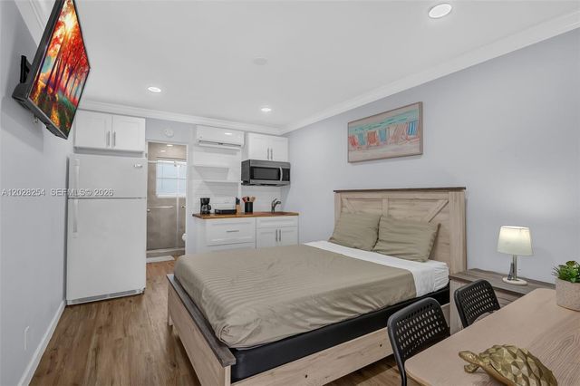 1716 SW 11th Court 2, Fort Lauderdale, FL 33312