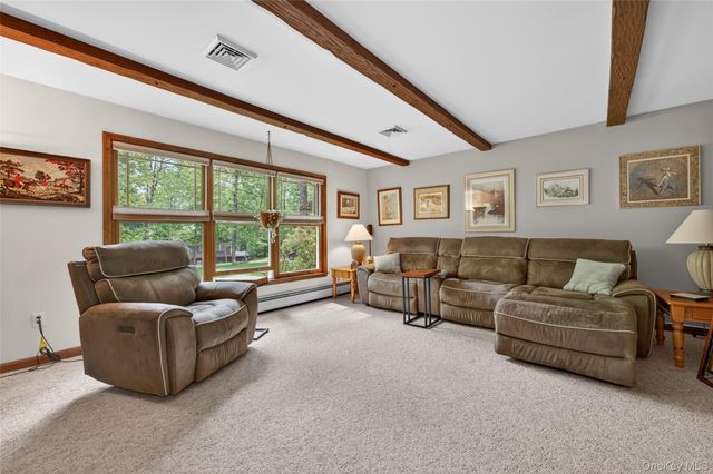 11 Fairway Drive, Highland Lake, NY 12743